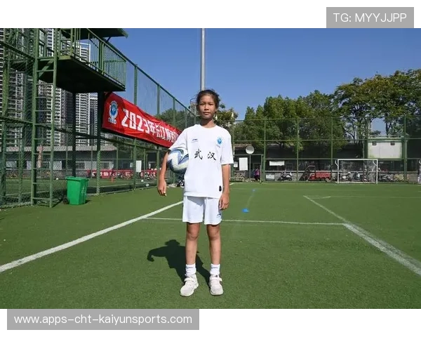 职业篮球运动员高速转换进攻中的空间感知训练